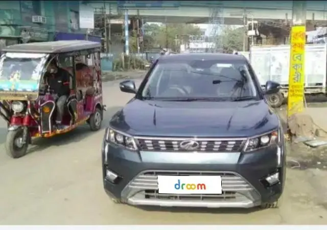 Mahindra XUV300 W8 (O) Diesel 2019