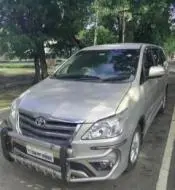 Toyota Innova 2.5 V 7 STR 2014