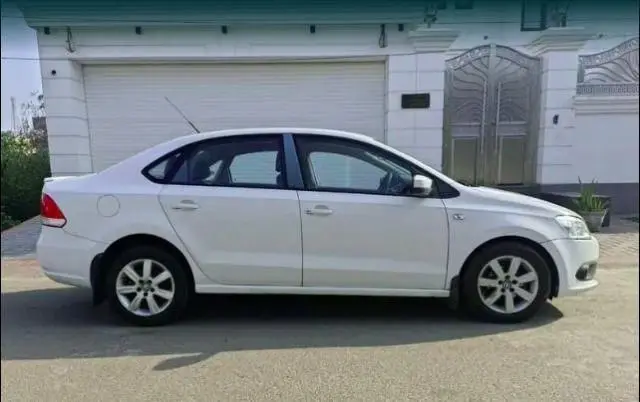 Volkswagen Vento 1.5 TDI Highline 2011