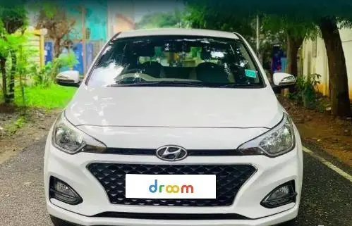 Hyundai i20 Sportz 1.2 MT Petrol 2020