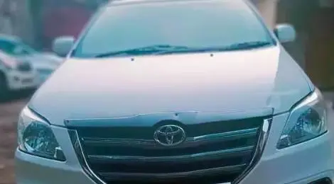 Toyota Innova 2.5 G 7 STR BS IV 2016