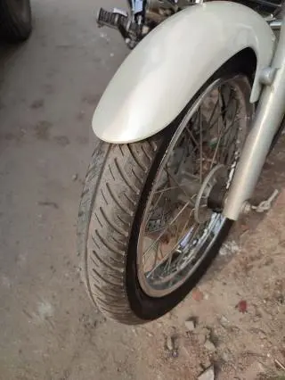 Bajaj Avenger 220cc 2012