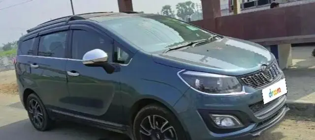 Mahindra Marazzo M6 8 STR 2020