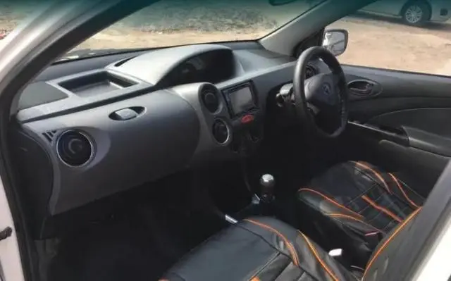 Toyota Etios GD 2012