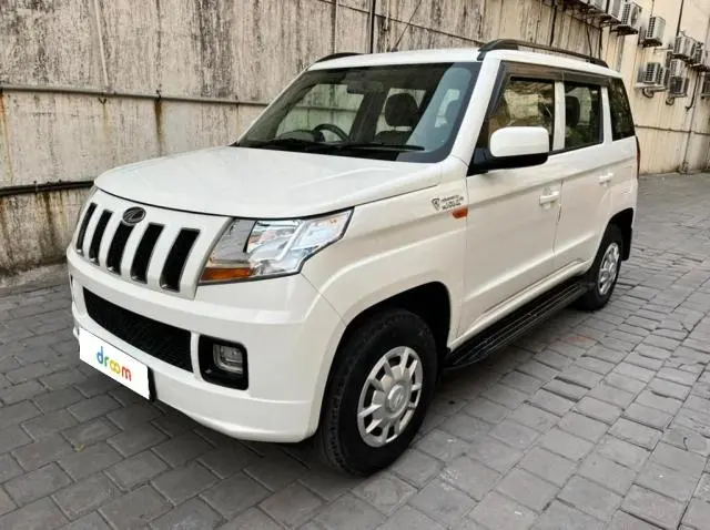 Mahindra TUV300 T6 2016