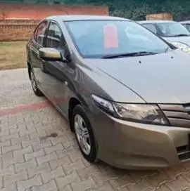 Honda City S i-VTEC 2009