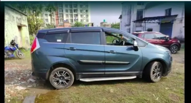Mahindra Marazzo M6 8 STR 2019