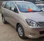 Toyota Innova 2.5 GX 7 STR BS III 2010