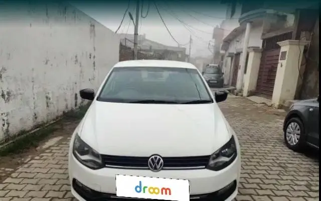 Volkswagen Polo Comfortline 1.5L (D) 2015