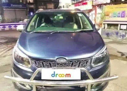 Mahindra Marazzo M2 8 STR 2019