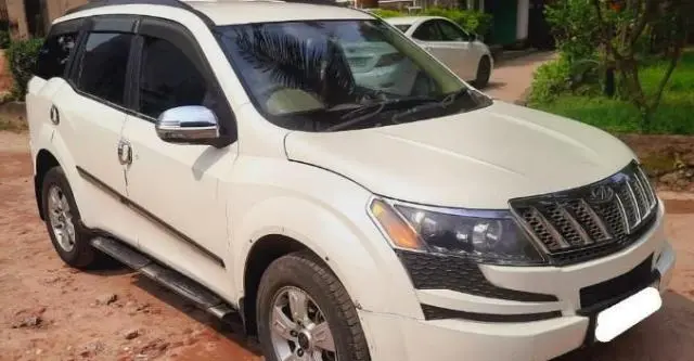 Mahindra XUV500 W8 2WD 2014