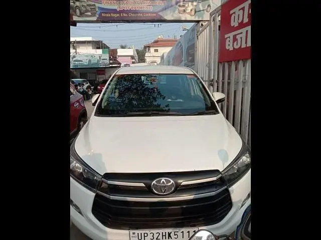 Toyota Innova Crysta 2.4 G 8 STR 2016