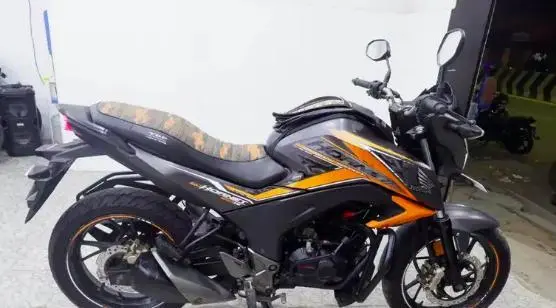 Honda CB Hornet 160R STD 2018