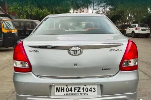Toyota Etios Liva TRD SPORTIVO DIESEL 2013