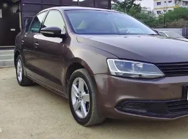 Volkswagen Jetta 2.0L TDI Trendline 2012