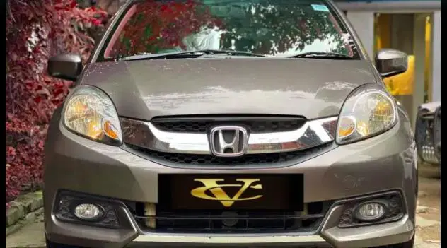 Honda Mobilio V i-DTEC 2014