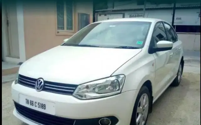 Volkswagen Vento 1.6L Highline 2011