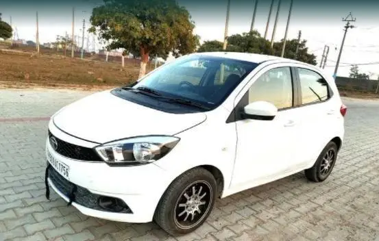 Tata Tiago Revotron XM 2016