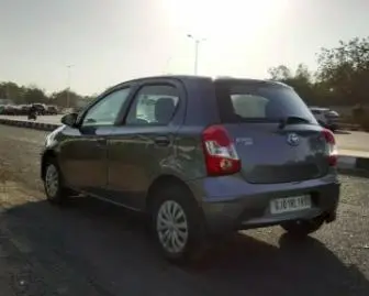 Toyota Etios Liva v 2015