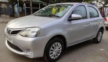 Toyota Etios Liva G 2015