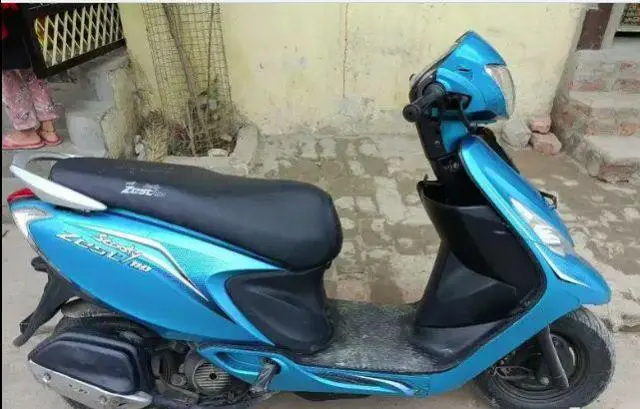TVS Scooty Zest 110cc 2015
