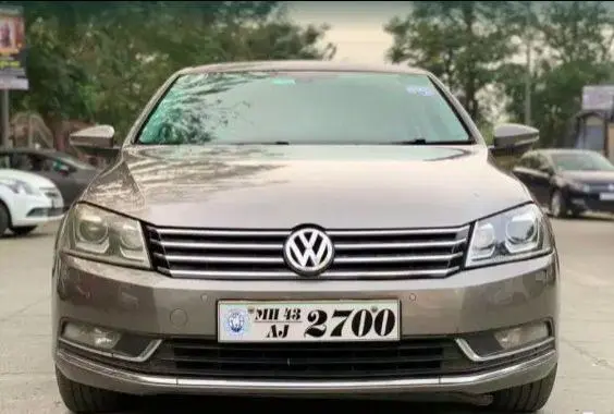 Volkswagen Passat Highline 2.0 TDI 2011