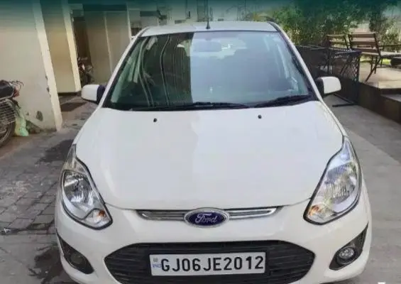 Ford Figo 1.4 TDCI TITANIUM 2015