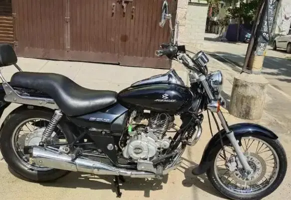 Bajaj Avenger 220cc 2013
