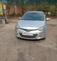 Hyundai i20 Sportz 1.4 CRDi 2012
