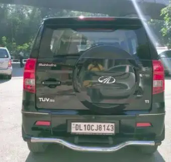 Mahindra TUV300 T8 2017