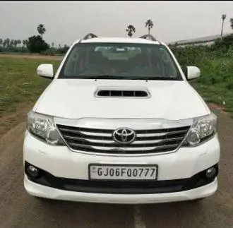 Toyota Fortuner 3.0 4X4 MT 2013