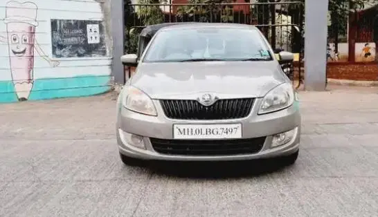 Skoda Rapid 1.6 MPI Elegance 2013