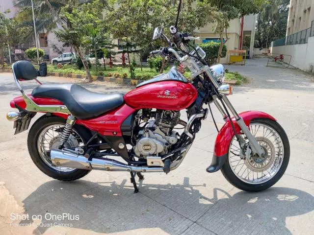 Bajaj Avenger 220cc 2015