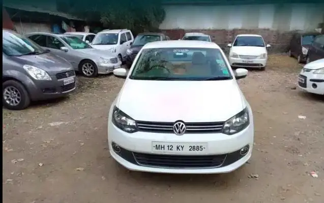 Volkswagen Vento 1.6L Highline 2014