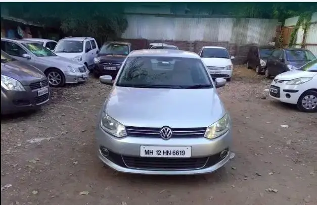 Volkswagen Vento 1.6L Highline 2012