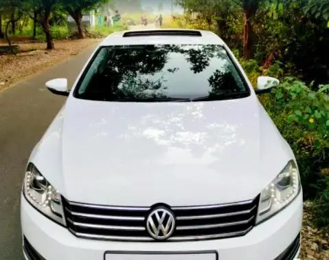 Volkswagen Passat Highline 2.0 TDI AT 2011