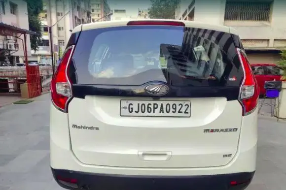 Mahindra Marazzo M2 8 STR 2019