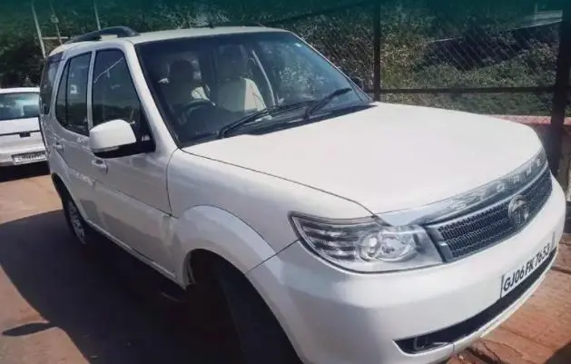 Tata Safari Storme EX 2013