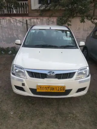 Mahindra e Verito D2 2018