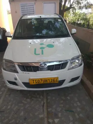 Mahindra e Verito D2 2018