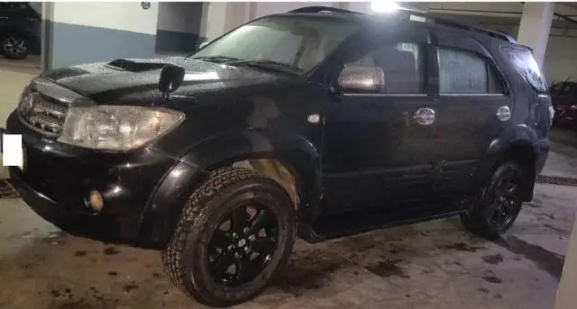 Toyota Fortuner 3.0 4x2 MT 2009