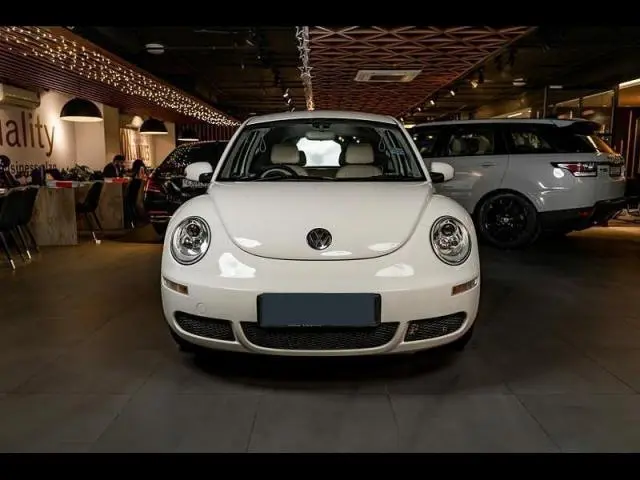 Volkswagen Beetle 2.0 AT 2012