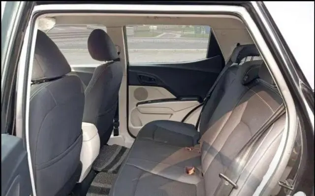 Mahindra XUV300 W6 Petrol BS6 2020