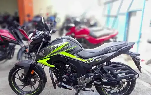 Honda CB Hornet 160R STD 2018