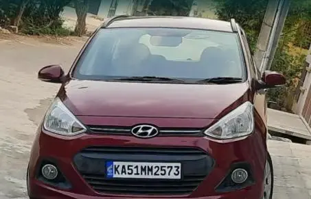 Hyundai Grand i10 Sportz CRDi 2015