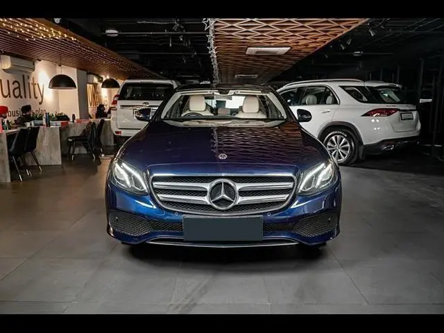 Mercedes-Benz E-Class E 220d Expression 2019