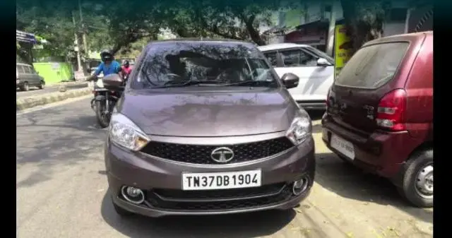 Tata Tiago Revotron XZ 2018