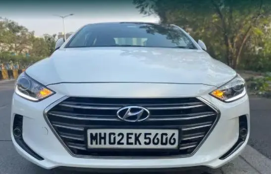 Hyundai Elantra 2.0 SX (O) AT 2017
