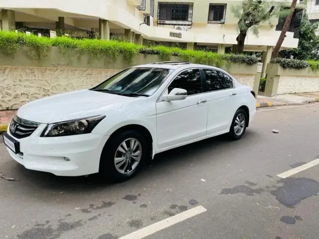 Honda Accord 2.4 i-VTEC MT 2012