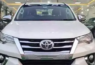 Toyota Fortuner 2.8 4x2 MT 2017